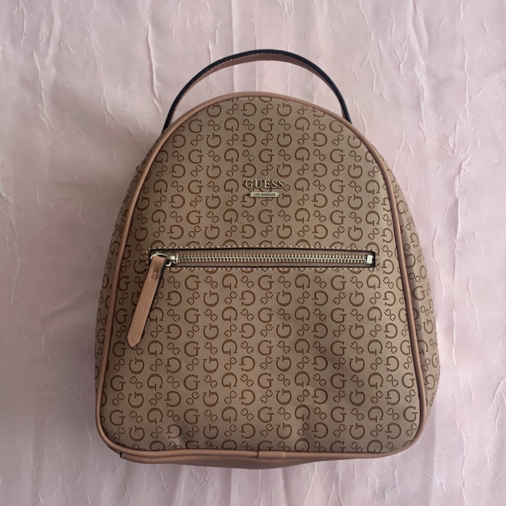Guess backpack 🎒